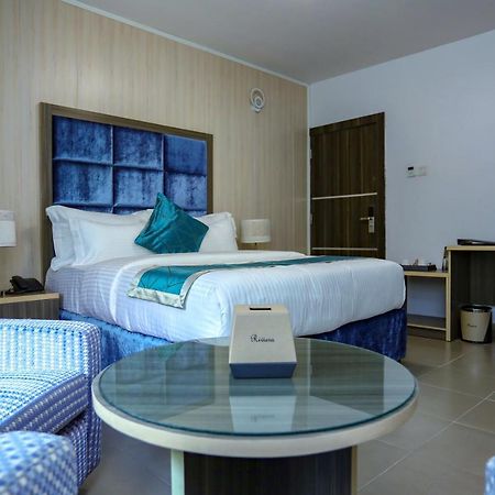 Riviera Suites Lagos Exteriör bild