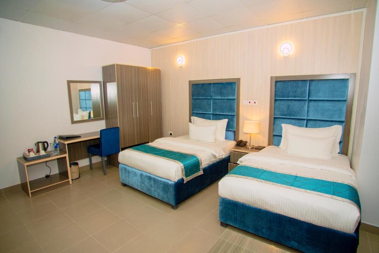 Riviera Suites Lagos Exteriör bild